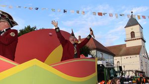 Großer Renchener Fasentumzug mit Narrendorf