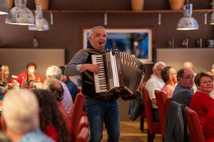 Heiterer Abend in der Schnapslounge